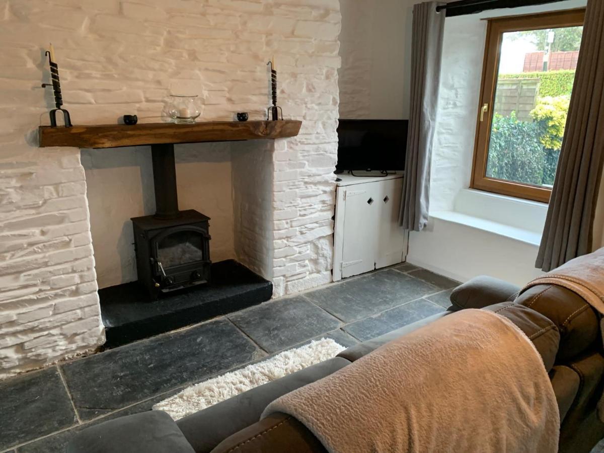 Character Dartmoor Cottage Єлвертон Екстер'єр фото